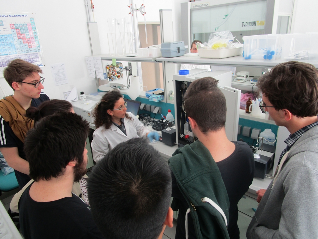 LRH - visita laboratorio